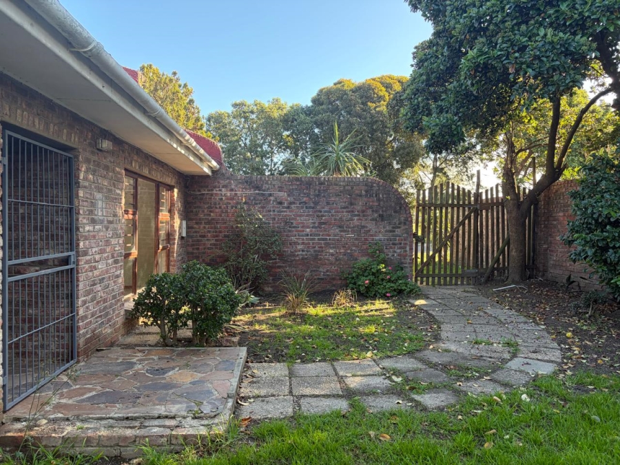 4 Bedroom Property for Sale in Boskloof Eastern Cape